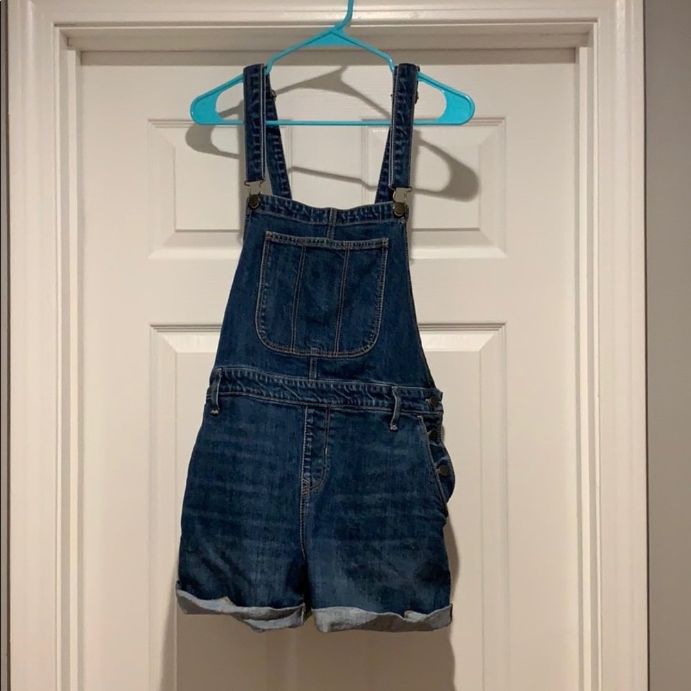 Old Navy Overalls - Shorts